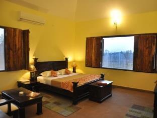 Courtyard House Hotel Kanha Exterior photo
