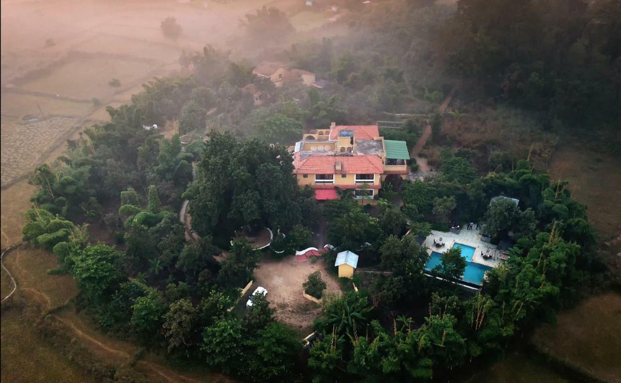 Courtyard House Hotel Kanha Exterior photo
